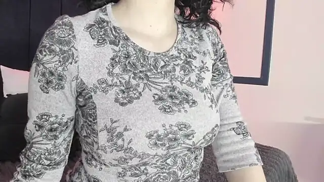 Snapshot of Adeelinee chatting on December 11, 2024, 7:57 pm Adeelinee online show from December 11, 2024, 7:57 pm