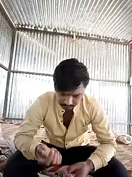 Snapshot of Kartik_bbc_indian chatting on January 17, 2025, 9:39 am Kartik bbc indian online show from January 17, 2025, 9:39 am