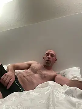 El Gizmo online show from January 27, 2025, 2:57 pm