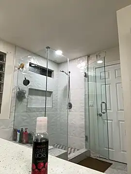 El Gizmo online show from November 27, 2025, 8:05 am