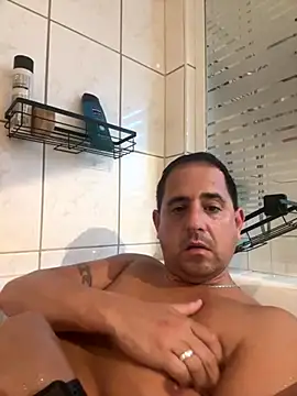 Snapshot of Wessi2005 chatting on September 22, 2025, 7:10 am Wessi2005 online show from September 22, 2025, 7:10 am