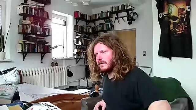 Snapshot of sunr1sa chatting on January 4, 2025, 11:43 am sunr1sa online show from January 4, 2025, 11:43 am