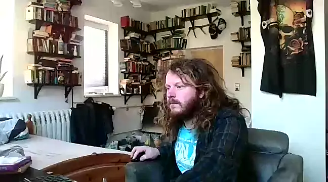 Snapshot of sunr1sa chatting on February 2, 2025, 2:13 pm sunr1sa online show from February 2, 2025, 2:13 pm