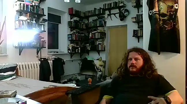 Snapshot of sunr1sa chatting on February 6, 2025, 5:30 pm sunr1sa online show from February 6, 2025, 5:30 pm