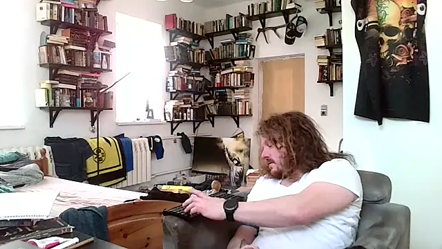 Snapshot of sunr1sa chatting on March 2, 2025, 9:21 am sunr1sa online show from March 2, 2025, 9:21 am