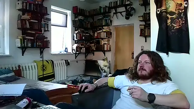 Snapshot of sunr1sa chatting on March 3, 2025, 4:03 pm sunr1sa online show from March 3, 2025, 4:03 pm