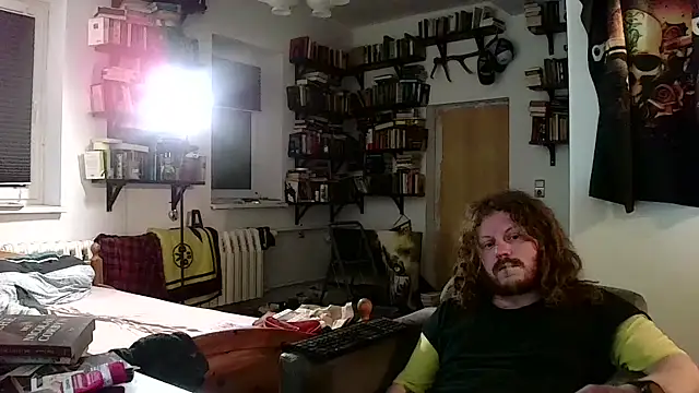 Snapshot of sunr1sa chatting on March 13, 2025, 4:38 am sunr1sa online show from March 13, 2025, 4:38 am