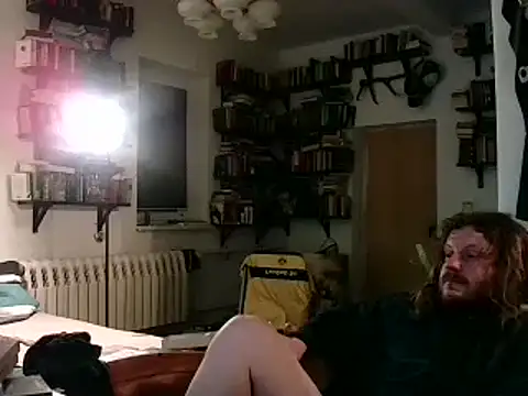 Snapshot of sunr1sa chatting on March 18, 2025, 4:37 am sunr1sa online show from March 18, 2025, 4:37 am