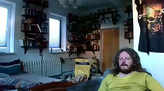 Snapshot of sunr1sa chatting on March 19, 2025, 4:45 pm sunr1sa online show from March 19, 2025, 4:45 pm