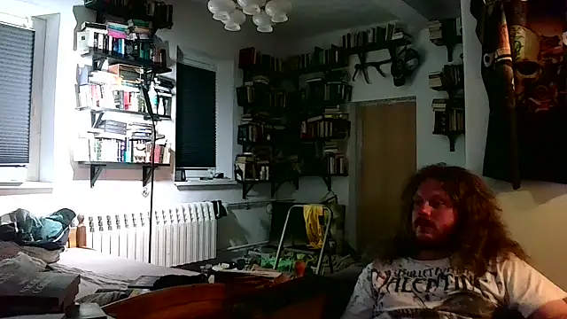 Snapshot of sunr1sa chatting on March 22, 2025, 8:15 pm sunr1sa online show from March 22, 2025, 8:15 pm