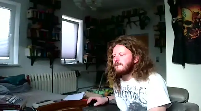 Snapshot of sunr1sa chatting on March 23, 2025, 6:37 am sunr1sa online show from March 23, 2025, 6:37 am