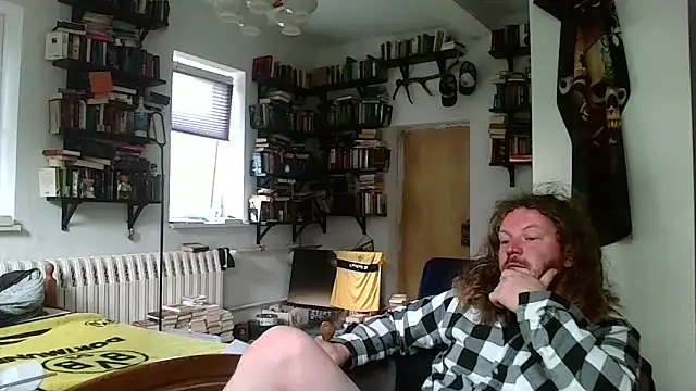 Snapshot of sunr1sa chatting on September 28, 2025, 5:57 am sunr1sa online show from September 28, 2025, 5:57 am