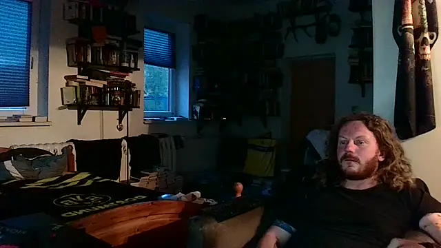 Snapshot of sunr1sa chatting on October 20, 2025, 4:07 pm sunr1sa online show from October 20, 2025, 4:07 pm