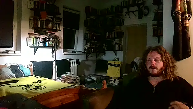 Snapshot of sunr1sa chatting on October 22, 2025, 4:24 am sunr1sa online show from October 22, 2025, 4:24 am