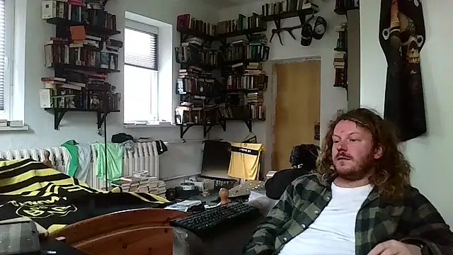 Snapshot of sunr1sa chatting on November 8, 2025, 7:41 am sunr1sa online show from November 8, 2025, 7:41 am