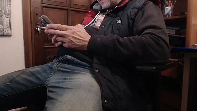 Jacksoloss online show from December 19, 2025, 8:27 pm