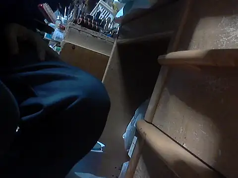 Snapshot of shikokichi55 chatting on January 17, 2025, 2:18 pm shikokichi55 online show from January 17, 2025, 2:18 pm