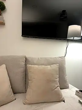 Rae Lil White online show from November 21, 2025, 11:14 pm