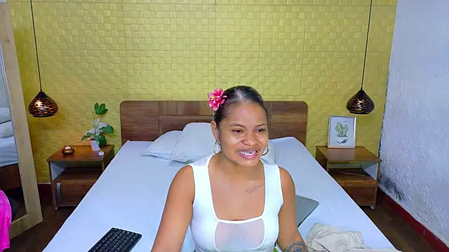 Squirter pussybomb online show from February 7, 2025, 4:06 am