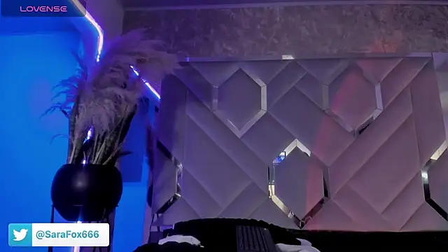 Snapshot of Sara_Foxx1 chatting on November 13, 2025, 7:35 pm Sara Foxx1 online show from November 13, 2025, 7:35 pm