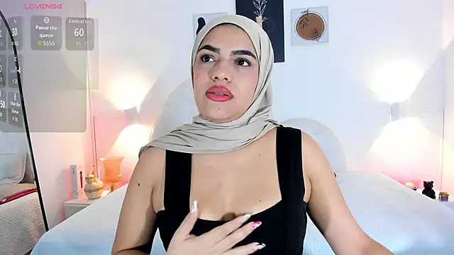 Umarani  online show from October 31, 2025, 6:42 pm