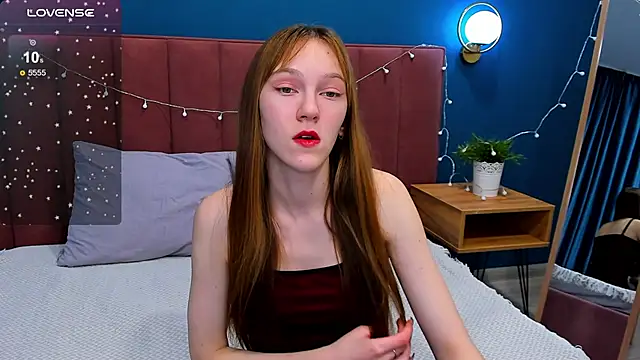 VanillaKelly online show from December 5, 2024, 1:25 am