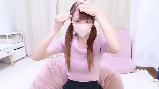 Snapshot of shihori_s2 chatting on October 15, 2025, 12:05 pm shihori s2 online show from October 15, 2025, 12:05 pm