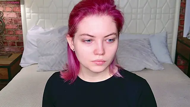 Lisa Adam online show from October 2, 2025, 6:04 pm