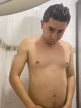 Snapshot of DanielGomez9 chatting on March 13, 2025, 12:46 pm DanielGomez9 online show from March 13, 2025, 12:46 pm