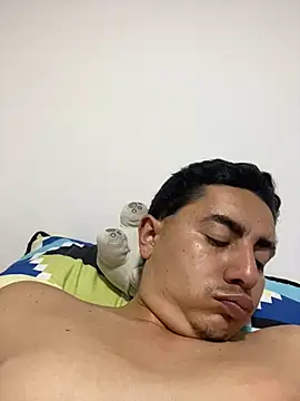 Snapshot of DanielGomez9 chatting on March 21, 2025, 4:06 am DanielGomez9 online show from March 21, 2025, 4:06 am