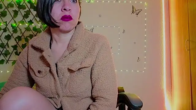 Lady breaks hearts online show from October 29, 2025, 10:06 am