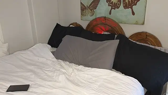 Thekatievogue online show from December 9, 2024, 8:33 pm