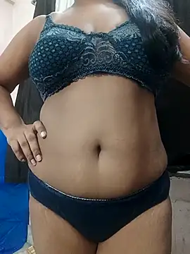 Snapshot of Disha_33 chatting on November 1, 2025, 12:45 am Disha 33 online show from November 1, 2025, 12:45 am