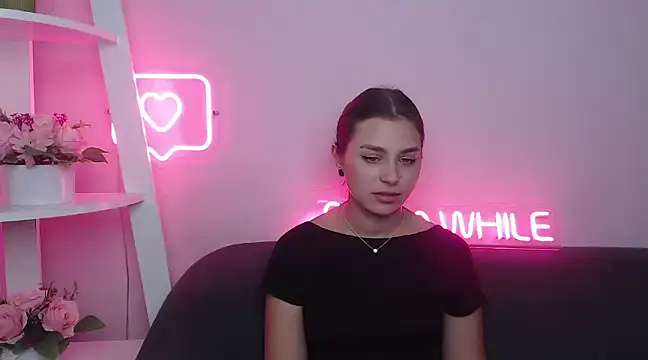 MilanaAngelAs online show from February 9, 2025, 5:40 am