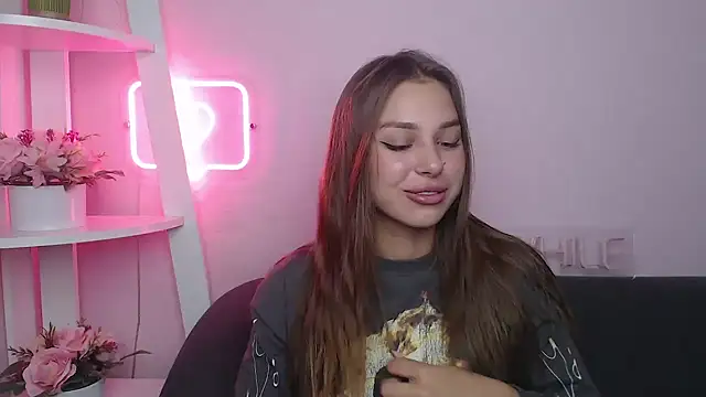 MilanaAngelAs online show from September 9, 2025, 7:35 pm