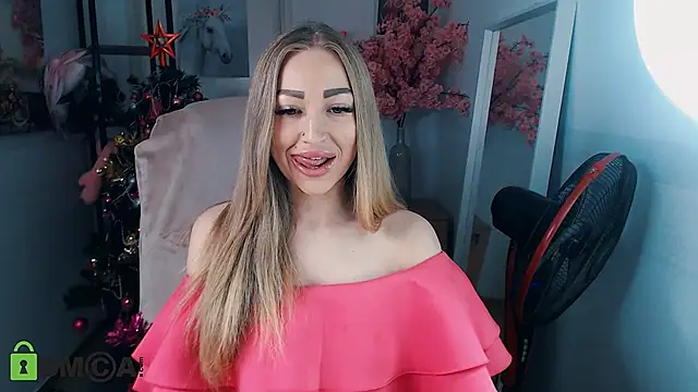 Snapshot of _KittyBoo chatting on January 5, 2025, 8:00 am KittyBoo online show from January 5, 2025, 8:00 am