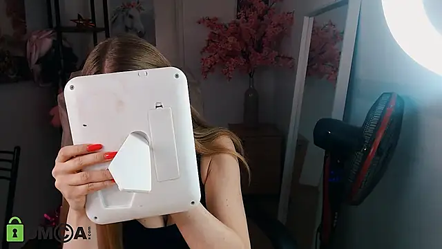 Snapshot of _KittyBoo chatting on January 29, 2025, 9:01 am KittyBoo online show from January 29, 2025, 9:01 am