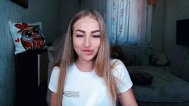 Snapshot of _KittyBoo chatting on September 11, 2025, 7:41 am KittyBoo online show from September 11, 2025, 7:41 am