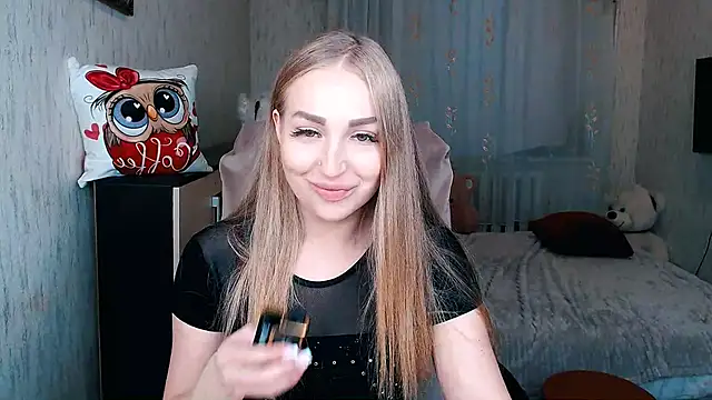 Snapshot of _KittyBoo chatting on November 24, 2025, 6:35 am KittyBoo online show from November 24, 2025, 6:35 am