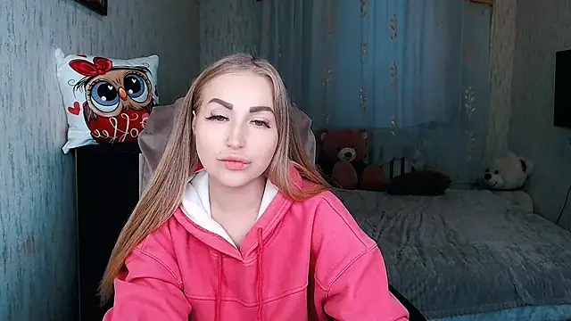 Snapshot of _KittyBoo chatting on November 25, 2025, 6:57 am KittyBoo online show from November 25, 2025, 6:57 am