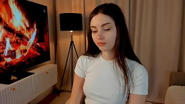 Snapshot of CarmenMoore26 chatting on March 17, 2025, 9:55 pm CarmenMoore26 online show from March 17, 2025, 9:55 pm