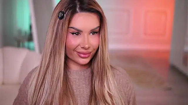 EvaZane online show from November 30, 2025, 10:58 pm