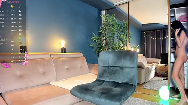 Snapshot of Project-Raven chatting on January 2, 2025, 5:50 pm Project-Raven online show from January 2, 2025, 5:50 pm