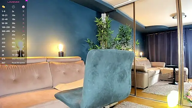 Snapshot of Project-Raven chatting on March 13, 2025, 12:27 am Project-Raven online show from March 13, 2025, 12:27 am