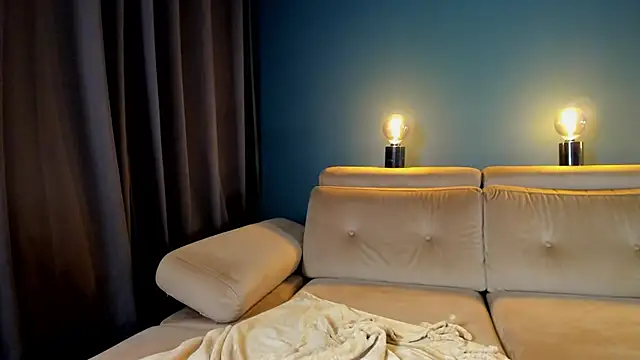 Snapshot of Project-Raven chatting on October 13, 2025, 8:09 pm Project-Raven online show from October 13, 2025, 8:09 pm