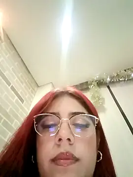 Rousse Collinss online show from December 25, 2024, 3:29 am