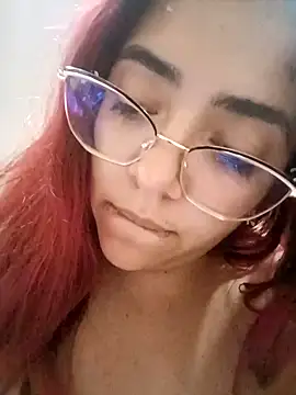 Snapshot of Rousse_Collinss chatting on January 4, 2025, 6:19 am Rousse Collinss online show from January 4, 2025, 6:19 am