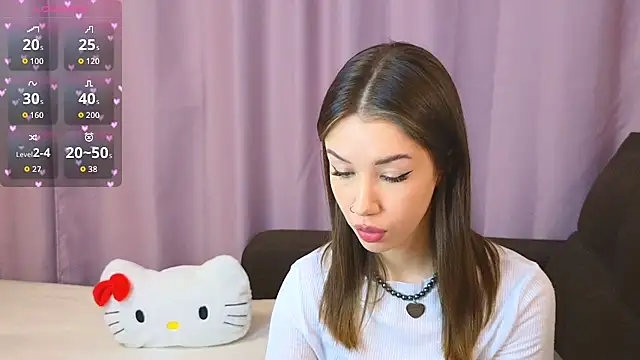 ellie kramer online show from November 17, 2025, 4:46 pm