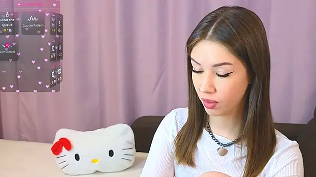 ellie kramer online show from November 21, 2025, 7:34 pm