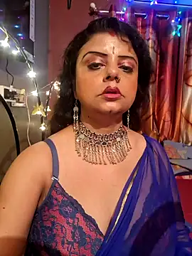 Snapshot of Maaya66 chatting on February 7, 2025, 6:02 pm Maaya66 online show from February 7, 2025, 6:02 pm